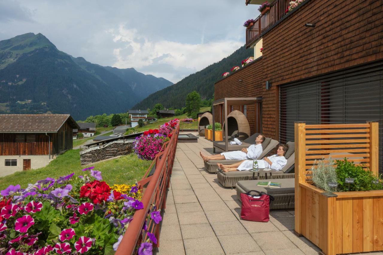 Berg-Spa&Hotel Zamangspitze Sankt Gallenkirch Exterior foto